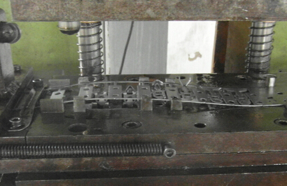 1423640670127552.jpg 級進(jìn)模基于TopSolid的工藝流程設(shè)計