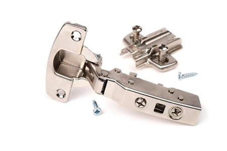 精密沖壓件加工時(shí)如何獲得尺寸精度？