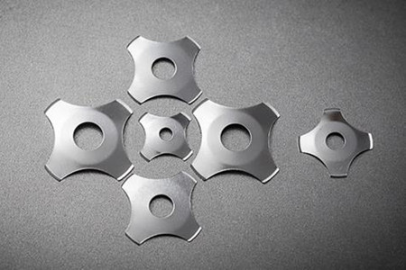 五金彈片在工業生產中的應用